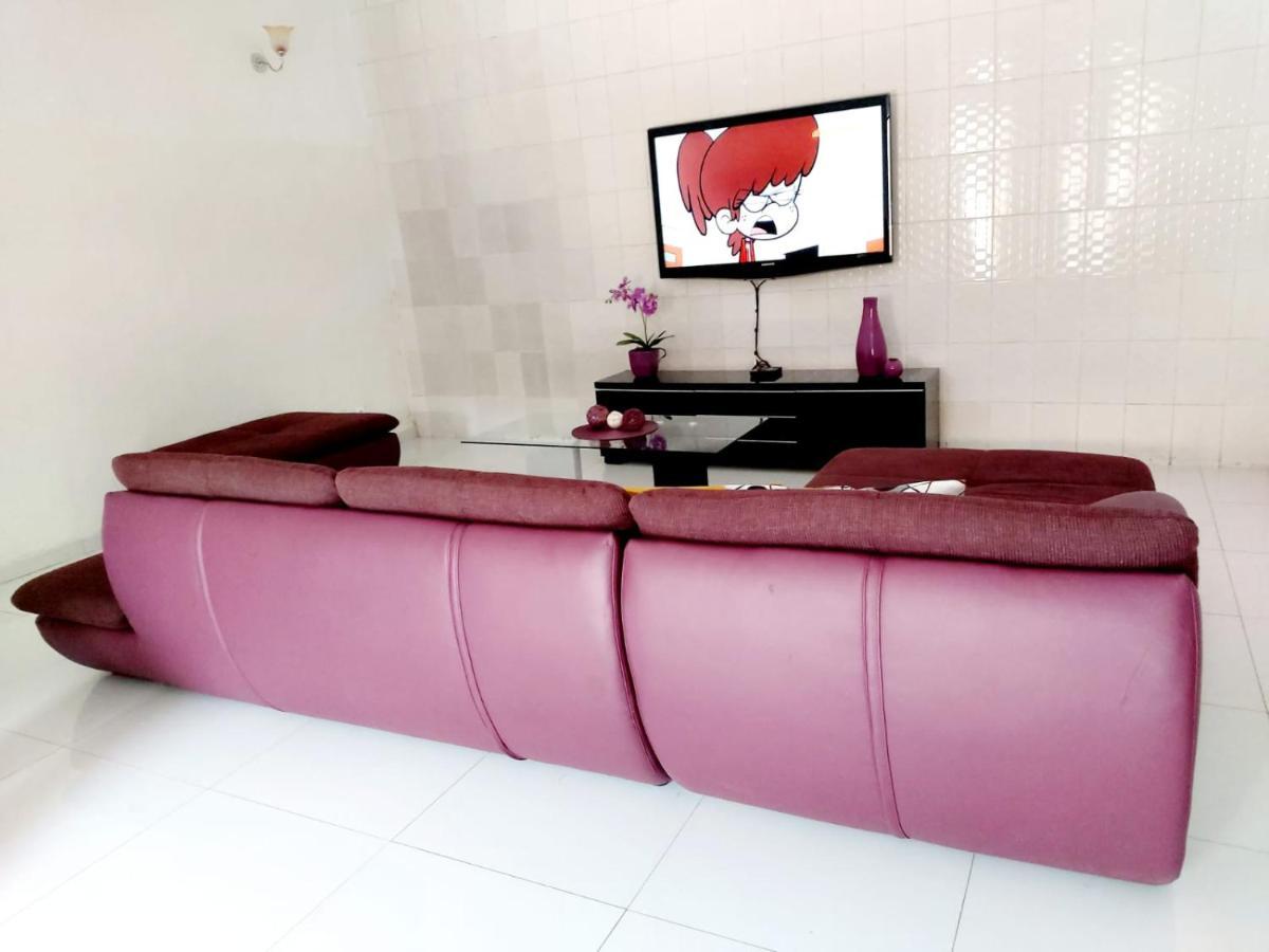 Appartement Confortable Et Style Yaounde Ngoại thất bức ảnh