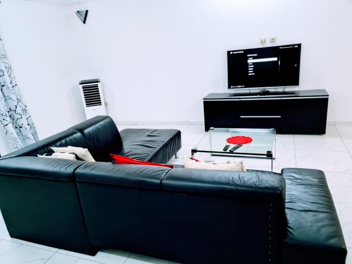 Appartement Confortable Et Style Yaounde Ngoại thất bức ảnh